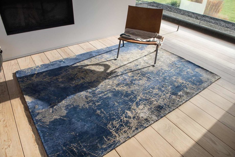Louis De Poortere matta LX 8629 Mad Men Cracks Abyss Blue interior 2