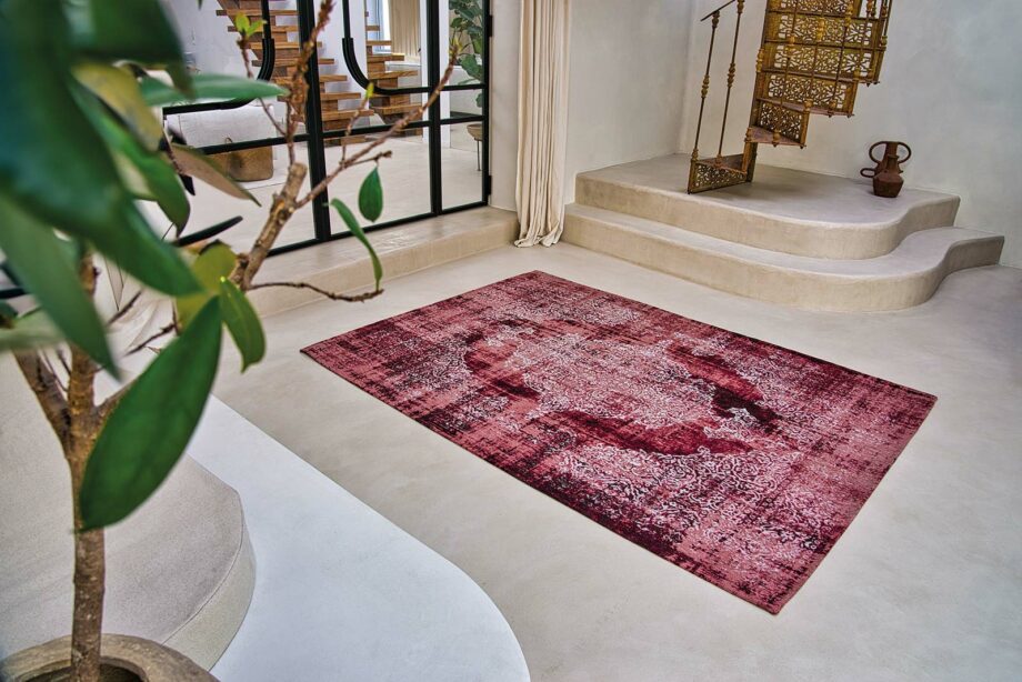 Louis De Poortere matta Fading World Kirman 9378 Margaux interior 1